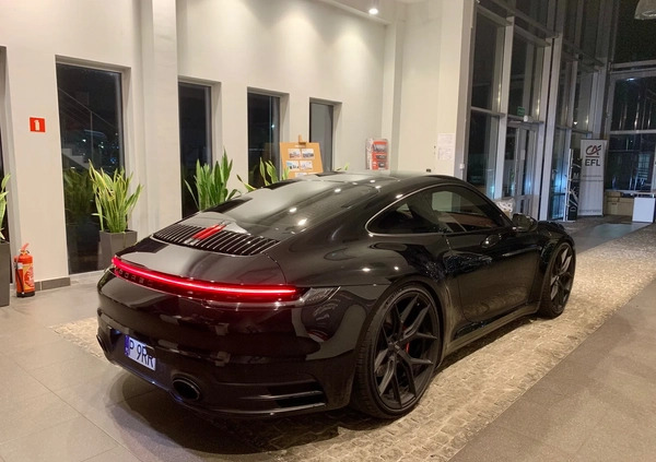 Porsche 911 cena 599000 przebieg: 10000, rok produkcji 2021 z Byczyna małe 596
